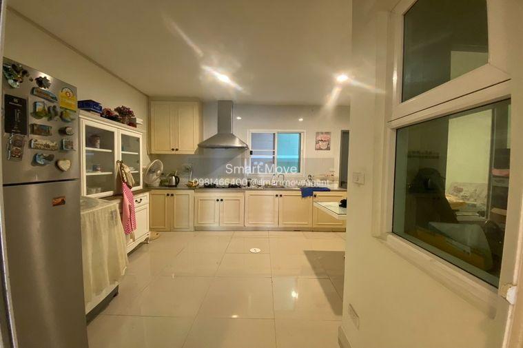 รูป 🔥 เช่าด่วน !!🔥 Baan Klang Krung Sathorn, 4 ห้องนอน, 3 ห้องน้ำ, 3 ชั้น, ห้องหายาก !! Code C20260600030 แต่งครบ, พร้อมเข้าอยู่ 📣📣 - รูปที่ 7/9