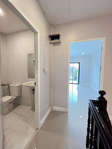 picture ⭐✨RH-051 Townhouse for Sale at Lapawan 3 ✨⭐ - 9/15