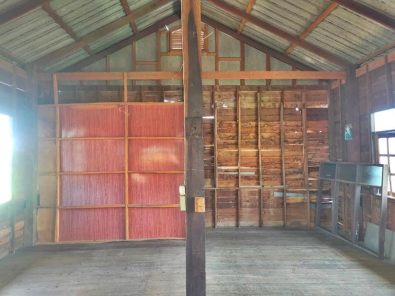 รูป AL-7-0237|บ้านพักอาศัยครึ่งตึกครึ่งไม้ 2 ชั้น 4 หมู่ 13 บ้านล้อมไผ่-บ้านโคกกุง ต. ศรีสุข อ.สีชมพู จ.ขอนแก่น (ราคา 480,000  บาท)  - รูปที่ 13/14