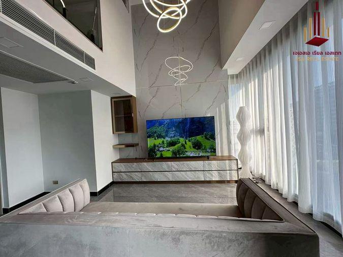 picture ✨ For Sale: One9Five Asoke - Rama 9 Condo ✨💰Only 18,000,000 THB - 1/8