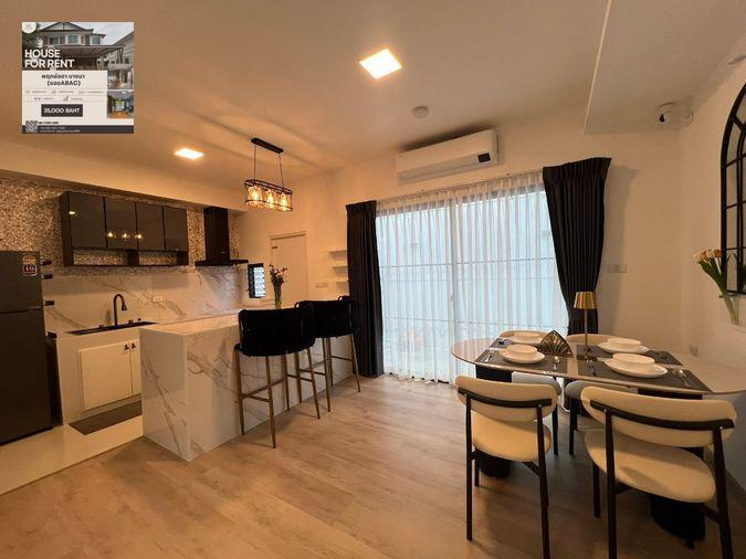 รูป 🏡🌳 เช่าบ้าน วิลาจิโอ้ 3 ศรีนครินทร์ - บางนา (Villaggio 3 Sirnakarin-Bangna) ใกล้Mega บางนา 🐶Pet Friendly - รูปที่ 4/12