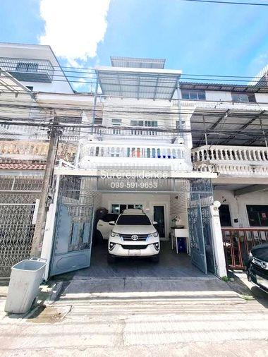picture HK0197 Townhouse for rent 4 bedrooms Huai khwang - 1/6