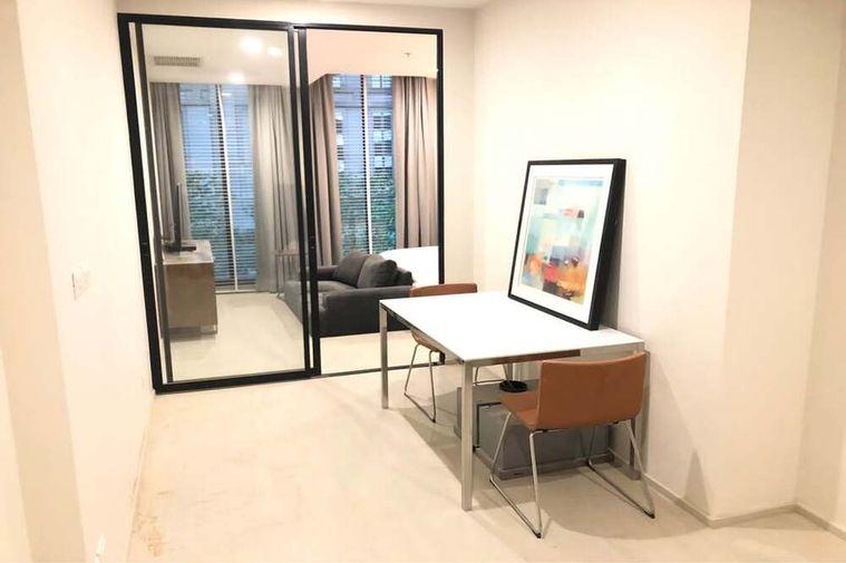 รูป 🔥 เช่าด่วน !!🔥 Noble Ploenchit, 1 ห้องนอน, 1 ห้องน้ำ, วิวสวน, ห้องไซส์ใหญ่ !! Code C20221209474 แต่งครบ, พร้อมเข้าอยู่📣📣 - รูปที่ 1/5