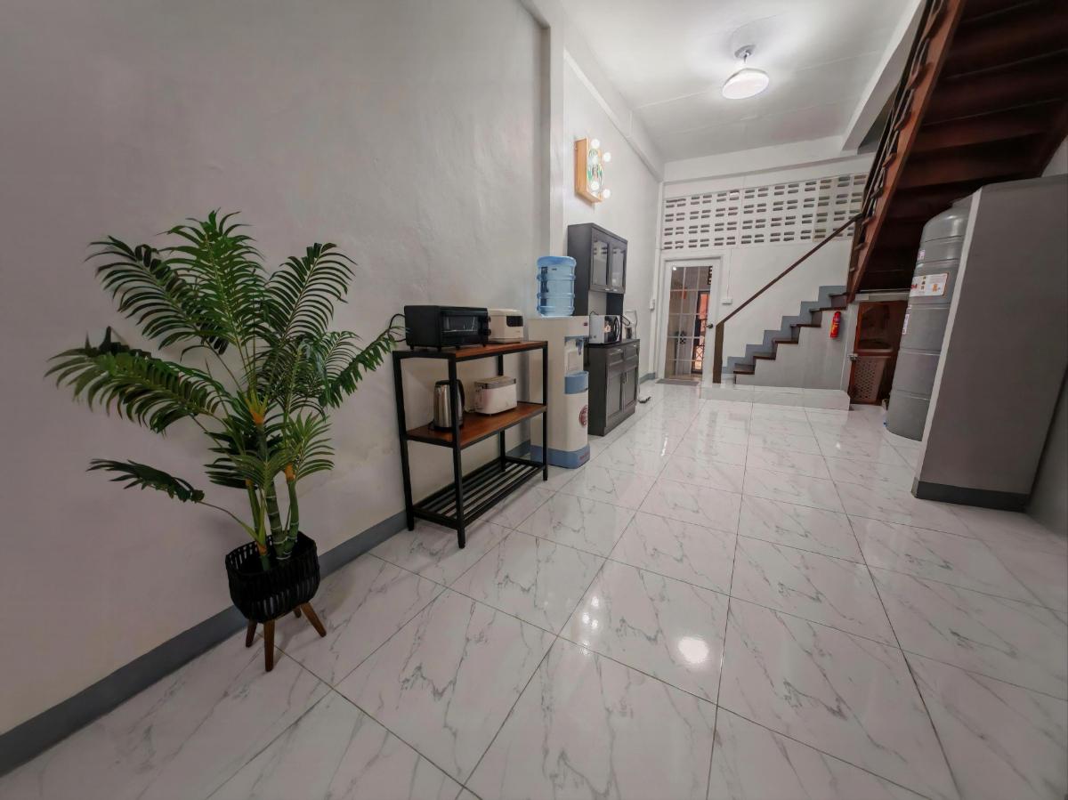picture  Residential for rent in Soi Charoen Nakhon 48  - 7/31