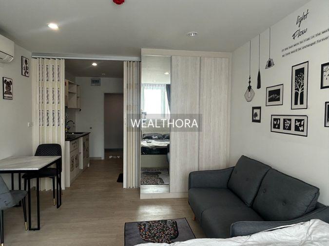 picture Thana Astra Sathorn-Chan Condominium - 13/15