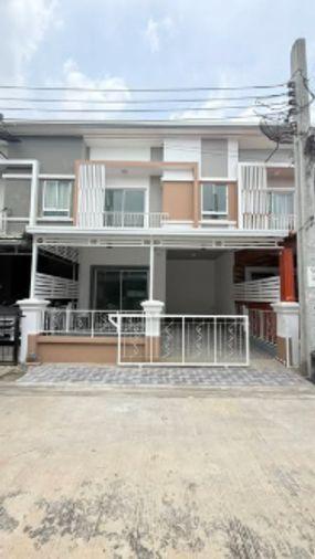 รูป 🔥ขาย ทาวน์เฮ้าส์รีโนเวทใหม่ ✅ นิรันดร์วิลล์ 12 (Nirun Vill 12) | ใกล้สนามบินสุวรรณภูมิ - รูปที่ 1/15