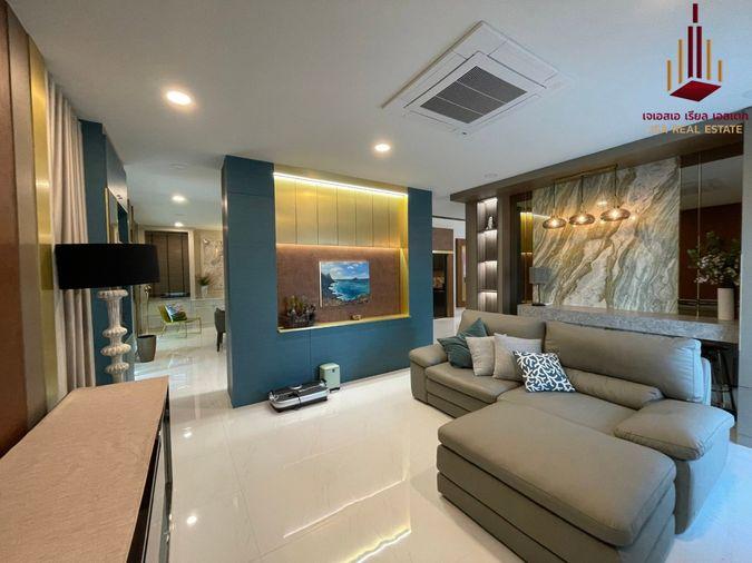 picture ✨ For Rent: The City Bangna ✨  💰 Only 210,000 THB/month - 2/9