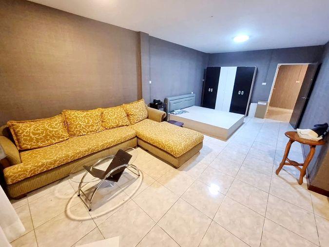 picture HK0197 Townhouse for rent 4 bedrooms Huai khwang - 3/6