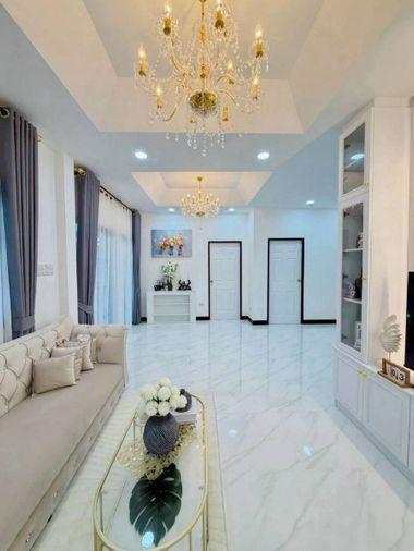 picture Single house for sale in Ekmongkol Village project, Pattaya, Bang Lamung, Chonburi. - 3/17