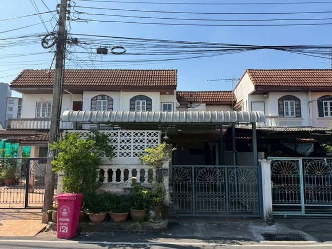 รูป 🔥ขาย บ้านแฝด 2 ชั้น หมู่บ้านบ้านบัวทอง ทำเลบางบัวทอง เดินทางสะดวก ใกล้รถไฟฟ้าสายสีม่วงใกล้ MRT คลองบางไผ่ - รูปที่ 1/16