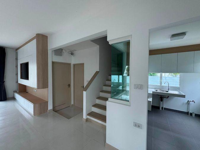 รูป 🏡🌳 เช่าบ้าน วิลาจิโอ้ 1 ศรีนครินทร์ - บางนา (Villaggio 1 Sirnakarin-Bangna) ใกล้Mega บางนา 🐶Pet Friendly - รูปที่ 5/13