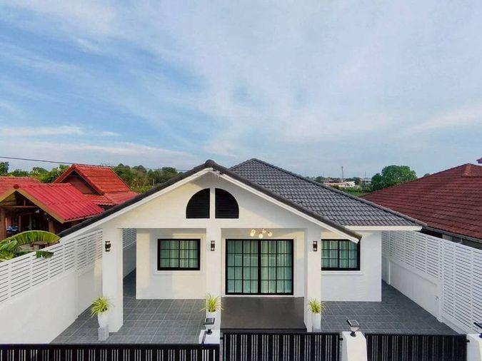picture Single house for sale in Ekmongkol Village project, Pattaya, Bang Lamung, Chonburi. - 1/17