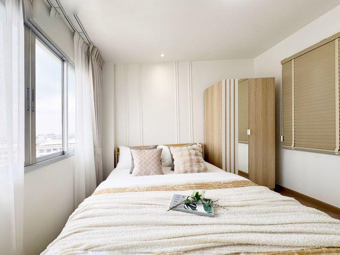 picture Lumpini Condo Town Bodindecha-Ramkhamhaeng For Sale - 8/24