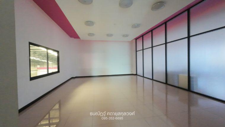 รูป โกดังพร้อมออฟฟิตให้เช่า ในทำเลศักยภาพ เดินทางเข้าออกสะดวก - รูปที่ 17/29