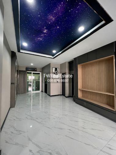 รูป ให้เช่า Baan Klang Muang S-Sense Rama 9 – Ladprao ทาวน์โฮมหลังมุม รีโนเวทใหม่ Built-in ทั้งหลัง พร้อมเข้าอยู่ ใกล้โรงเรียนนานาชาติฝรั่งเศส กรุงเทพ - รูปที่ 8/36
