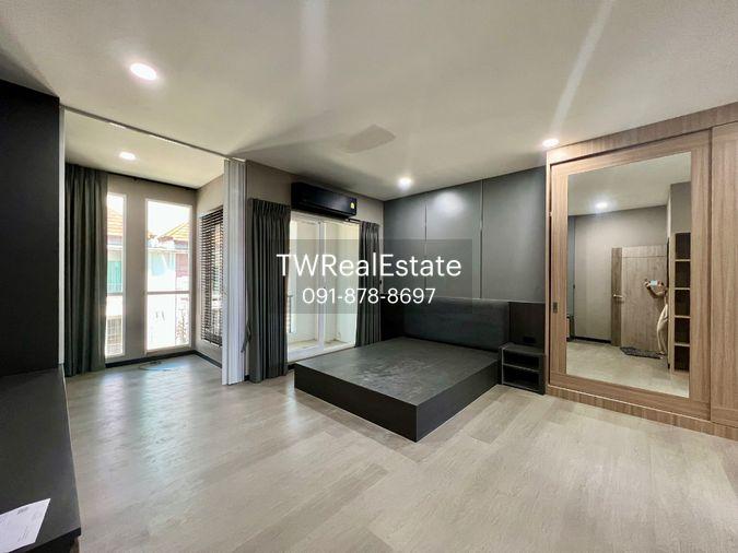 รูป ให้เช่า Baan Klang Muang S-Sense Rama 9 – Ladprao ทาวน์โฮมหลังมุม รีโนเวทใหม่ Built-in ทั้งหลัง พร้อมเข้าอยู่ ใกล้โรงเรียนนานาชาติฝรั่งเศส กรุงเทพ - รูปที่ 33/36