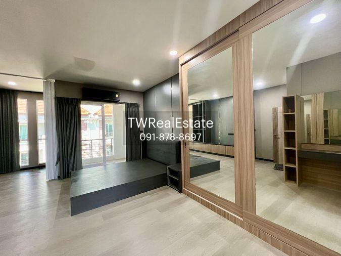 รูป ให้เช่า Baan Klang Muang S-Sense Rama 9 – Ladprao ทาวน์โฮมหลังมุม รีโนเวทใหม่ Built-in ทั้งหลัง พร้อมเข้าอยู่ ใกล้โรงเรียนนานาชาติฝรั่งเศส กรุงเทพ - รูปที่ 32/36