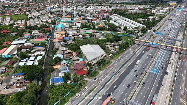 รูป โกดังพร้อมออฟฟิตให้เช่า ในทำเลศักยภาพ เดินทางเข้าออกสะดวก - รูปที่ 3/29