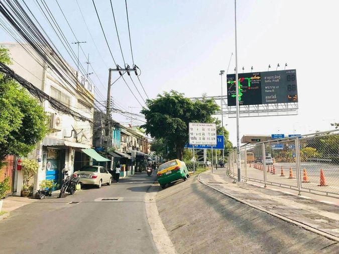 รูป 🏠 ขาย บ้านใหม่ ทำเลทองสาทร! 🏠 - รูปที่ 8/16