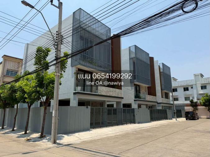 picture Juriyy010726 For sale : 𝐏𝐑𝐄𝐄𝐂𝐇𝐀 RAM3 Home Office - 2/53