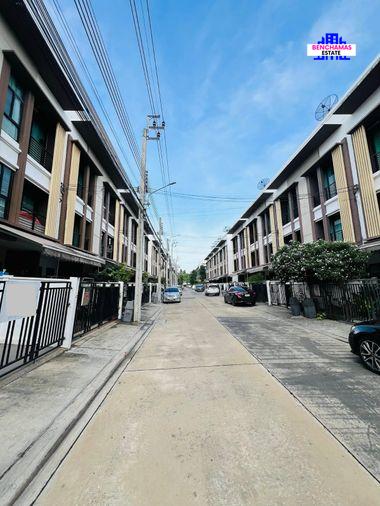 รูป 🔥 ขายทาวน์โฮม 3 ชั้น 🏡 บ้านกลางเมือง กัลปพฤกษ์ | Baan Klang Muang Kalapapruek | ใกล้ MRT บางแค – BTS วุฒากาศ - รูปที่ 3/20