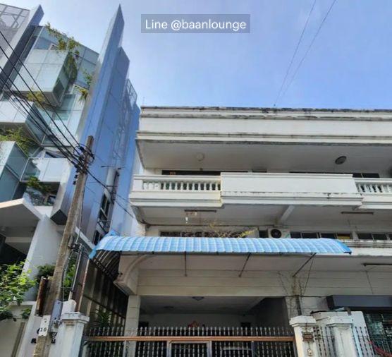 รูป ใกล้ปากซอย 90 เมตร เช่าตึกแถว ซอย สวนพลู 9 มีที่จอดรถ 2 คัน - รูปที่ 1/10