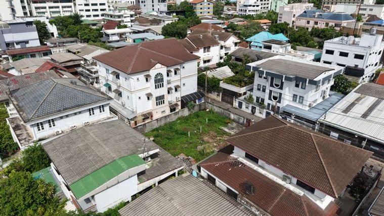รูป ที่ดินแปลงสวย ปรีดีพนมยงค์15แยก3 สร้างบ้านก็สวย สร้างอพาร์ทเมนท์ก็ได้กำไร - รูปที่ 8/19
