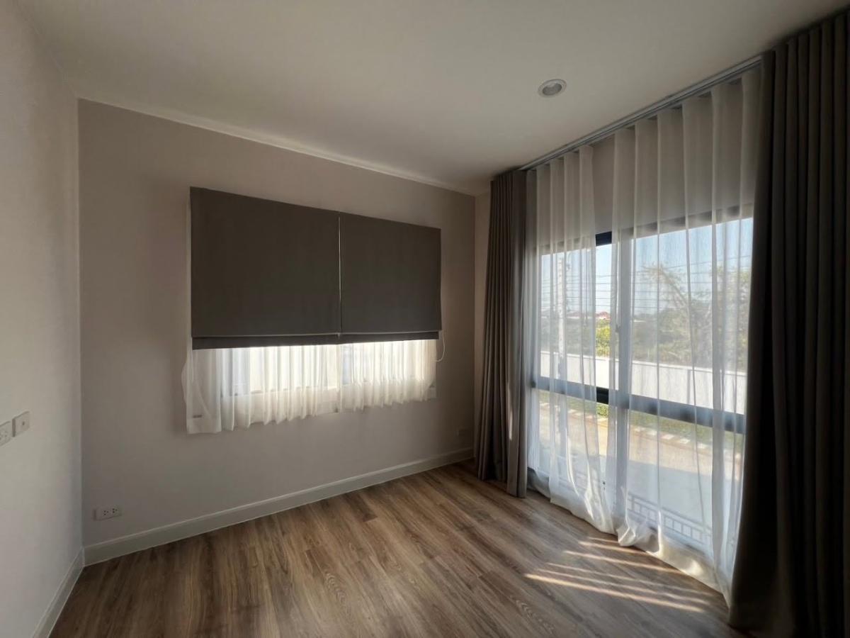 picture 🔥 2-Storey Detached House for Sale at Pave Bangna – Fully Built-in with Home Security System - 11/21