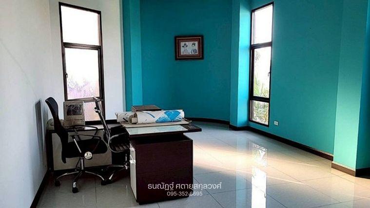 รูป โกดังพร้อมออฟฟิตให้เช่า ในทำเลศักยภาพ เดินทางเข้าออกสะดวก - รูปที่ 25/29