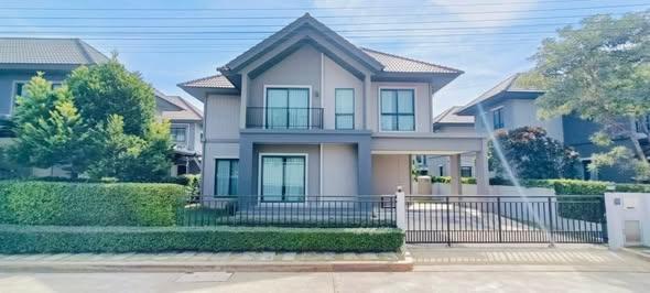picture 🔥 2-Storey Detached House for Sale at Pave Bangna – Fully Built-in with Home Security System - 1/21