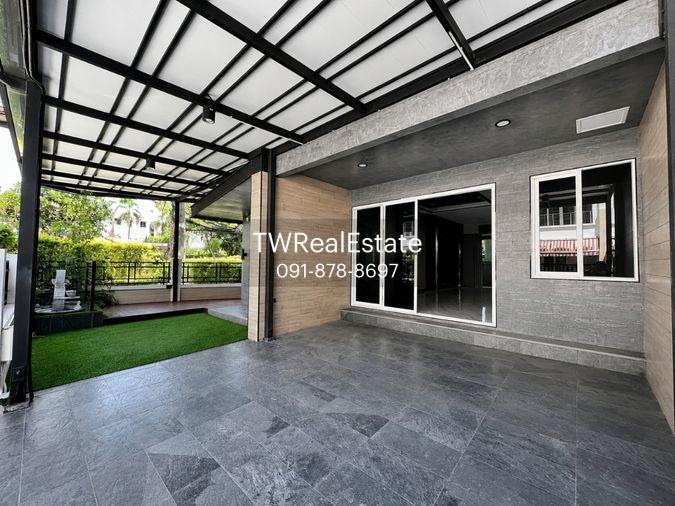 รูป ให้เช่า Baan Klang Muang S-Sense Rama 9 – Ladprao ทาวน์โฮมหลังมุม รีโนเวทใหม่ Built-in ทั้งหลัง พร้อมเข้าอยู่ ใกล้โรงเรียนนานาชาติฝรั่งเศส กรุงเทพ - รูปที่ 3/36