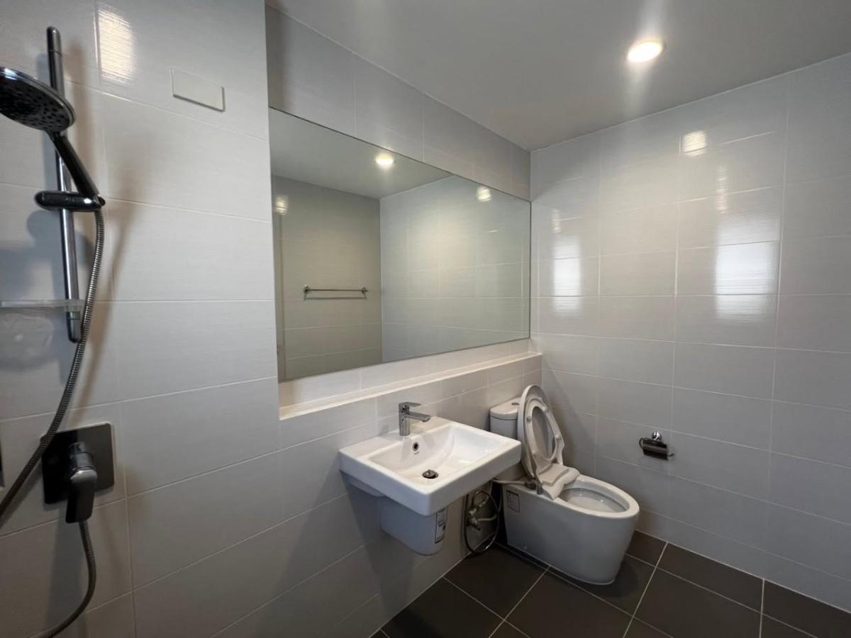 picture 🔥 2-Storey Detached House for Sale at Pave Bangna – Fully Built-in with Home Security System - 18/21