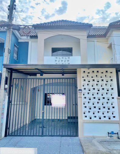 รูป 🔥 ขายด่วน! ทาวน์เฮ้าส์ 2 ชั้น 🏡 หมู่บ้านนฤมลวิลล่า 3 รังสิต–คลอง 9 | Narumon Villa 3 Rangsit–Khlong 9 | ใกล้ถนนรังสิต–นครนายก – มทร.ธัญบุรี - รูปที่ 1/16