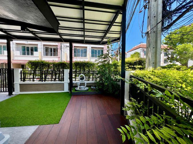 รูป ให้เช่า Baan Klang Muang S-Sense Rama 9 – Ladprao ทาวน์โฮมหลังมุม รีโนเวทใหม่ Built-in ทั้งหลัง พร้อมเข้าอยู่ ใกล้โรงเรียนนานาชาติฝรั่งเศส กรุงเทพ - รูปที่ 4/36