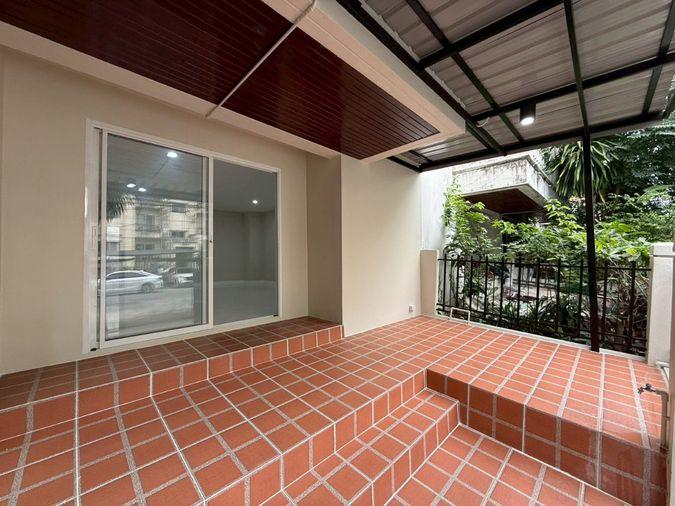 รูป 🔥 ขาย ทาวน์เฮาส์ 3 🏡 หมู่บ้านสวนลลนา สวนหลวง Suan Lalana Suan Luang ใกล้ MRT สายสีเหลือง สถานีศรีอุดม - รูปที่ 7/16