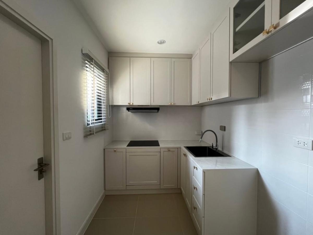 picture 🔥 2-Storey Detached House for Sale at Pave Bangna – Fully Built-in with Home Security System - 15/21