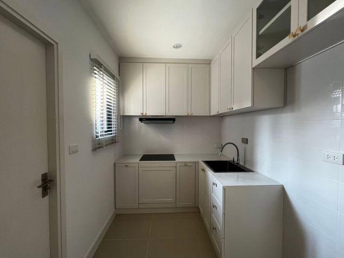 picture 🔥 2-Storey Detached House for Sale at Pave Bangna – Fully Built-in with Home Security System - 15/21