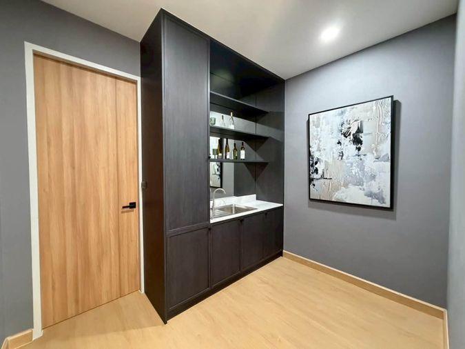 picture Juriyy010726 For sale : 𝐏𝐑𝐄𝐄𝐂𝐇𝐀 RAM3  Home Office - 28/53