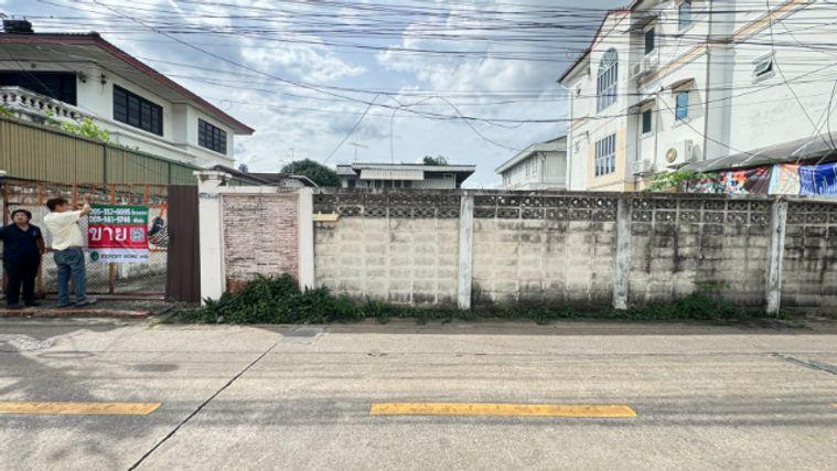 รูป ที่ดินแปลงสวย ปรีดีพนมยงค์15แยก3 สร้างบ้านก็สวย สร้างอพาร์ทเมนท์ก็ได้กำไร - รูปที่ 10/19