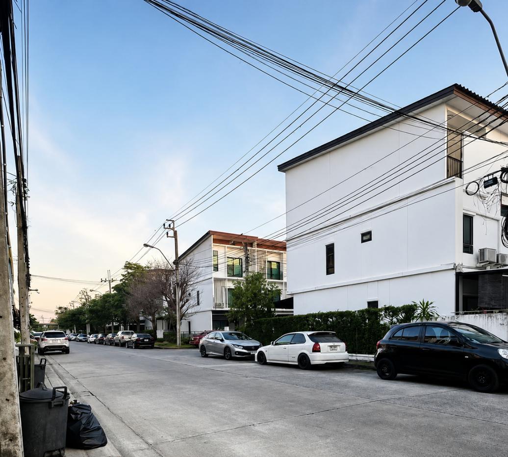 รูป บ้านสวยขายถูก Patio Srinakarin – Rama 9 ใกล้กรุงเทพกรีฑา และโรงเรียนนานาชาติ - รูปที่ 12/12