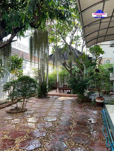 รูป 🔥ขาย บ้านพร้อมที่ดิน หมู่บ้านกรองทอง ทรอปิคอล เฉลิมพระเกียรติ ประเวศ หลังบ้านติดคลอง ทำเลดีอยู่ติดถนนใหญ่ ✅ลดทันที 3 แสนบาท - รูปที่ 2/15