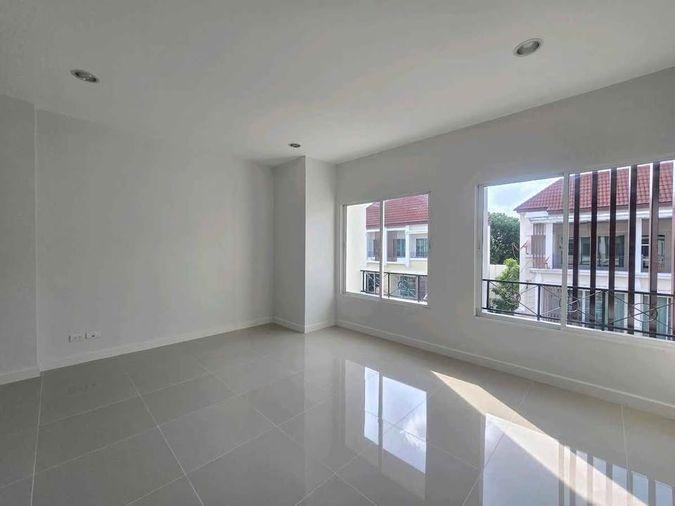 รูป 🔥 ขาย ทาวน์โฮมหลังมุม บ้านกลางเมือง เออร์บาเนี่ยน เกษตร–นวมินทร์ 2 (Baan Klang Muang Urbanion Kaset–Nawamin 2) | ลาดปลาเค้า 79 - รูปที่ 10/12