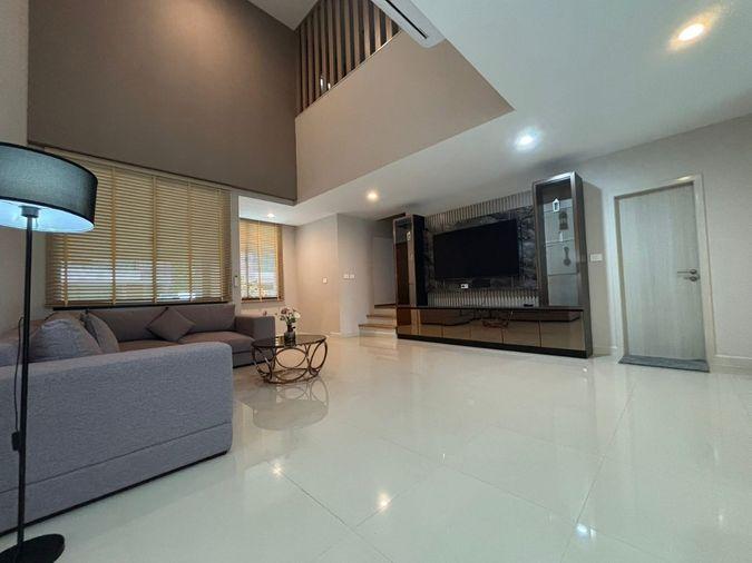รูป 🏢#MT2606_117 🏢💥ด่วน💥ว่างชัวร์ รีบคลิก ก่อนหลุดมือ‼️ 𝗙𝗼𝗿 𝗥𝗲𝗻𝘁8️⃣0️⃣ k.โครงการ  เนอวานาดีฟายน์ศรีนครินทร์พระราม9  - รูปที่ 11/23