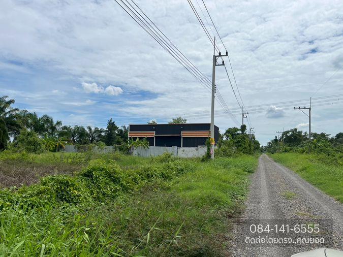 picture Warehouse and buildings for sale. - 13/17