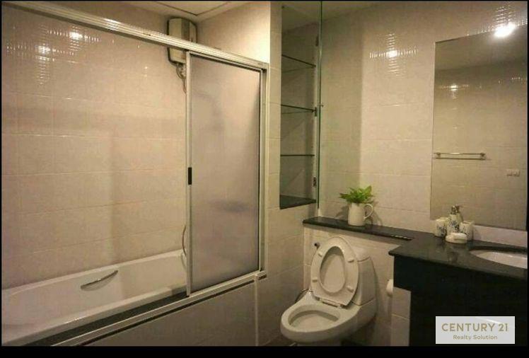 picture Condo For Rent 2 Bedrooms at Vista Garden Condo On-Nut - 6/9