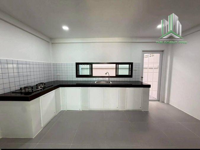รูป ⭐✨RH-061 ขายทาวน์โฮมสรานนท์ ถนนติวานนท์ ✨⭐ - รูปที่ 4/20