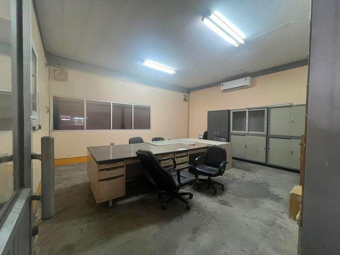 รูป ขายโกดัง+โรงงาน อำเภอบ้านบึง ชลบุรี พร้อมใบอนุญาต ร.ง.4 - รูปที่ 8/19