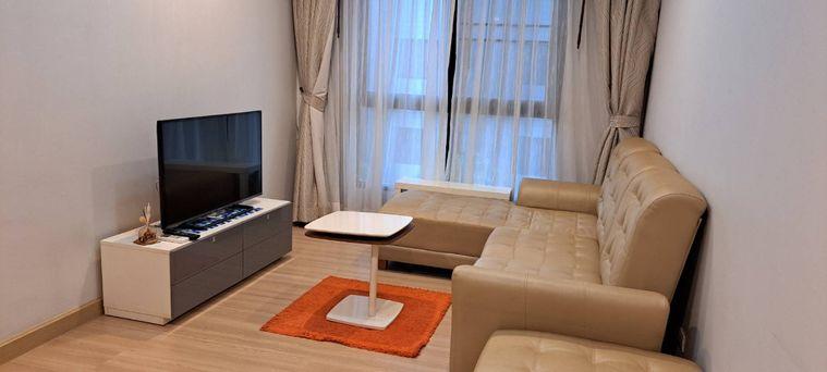 picture Condo For Rent 2 Bedrooms at Vista Garden Condo On-Nut - 1/9