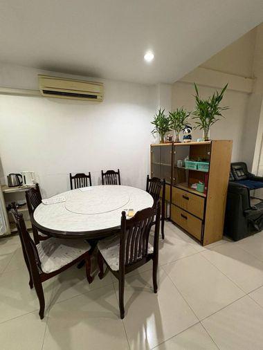 รูป  ทาวน์โฮม  3 ห้องนอน ซอย จันทน์ 2 ( ซอย ไวตี ) ใกล้ แมคโคร สาทร Ref. A17260602 - รูปที่ 2/12