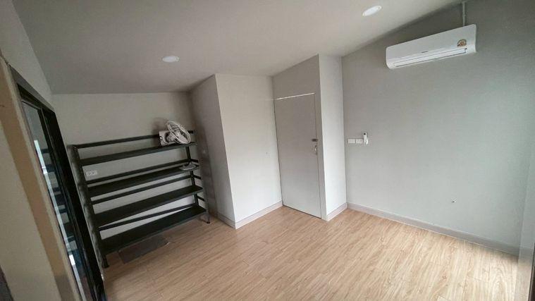 picture 🏡#MT2606_115🏡💥Urgent💥 Guaranteed availability! Click quickly before it's gone‼️ For Rent 140k.🔥 Setthasiri Wongwaen Chatuchak Project - 35/55
